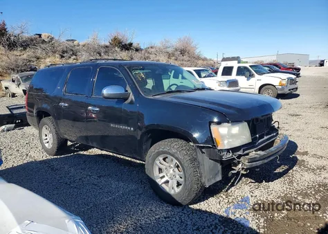 2008 Chevrolet Suburban K1500 Ls z USA, uszkodzony, nr VIN 1GNFK16398R177575